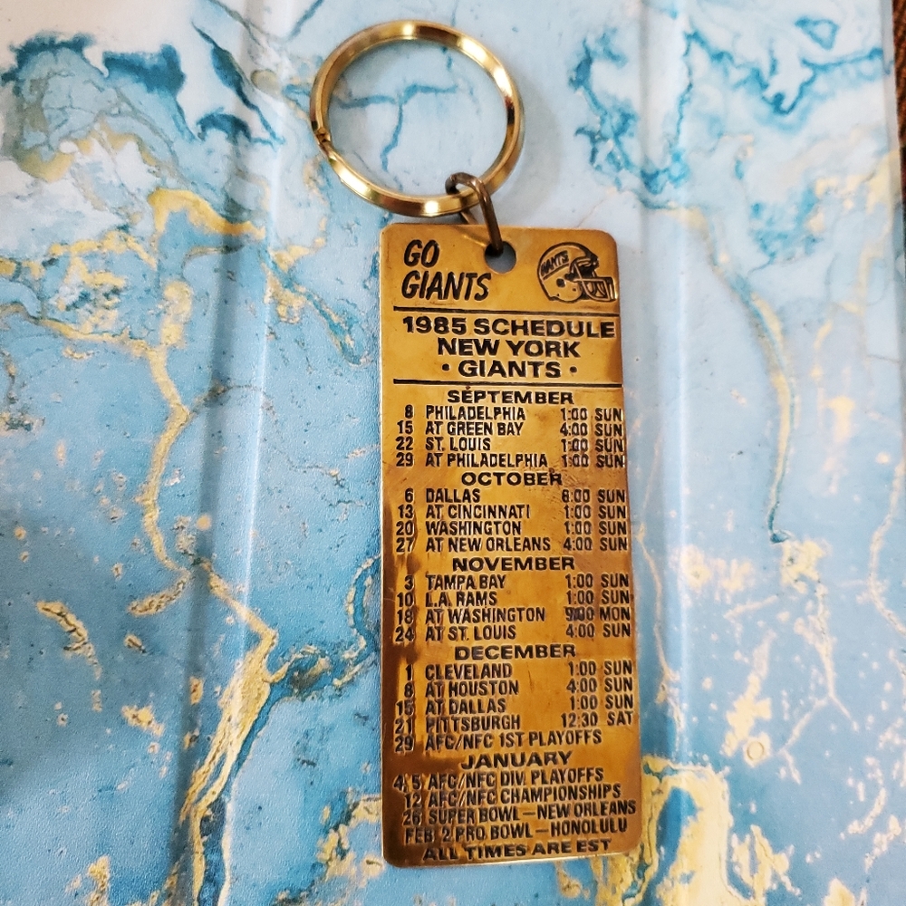 sports memorabilia: NY Giants 1985 Brass Key Chain